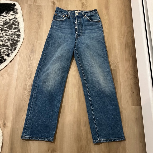 Levi’s Ribcage Straight Cut - Picture 7 of 8